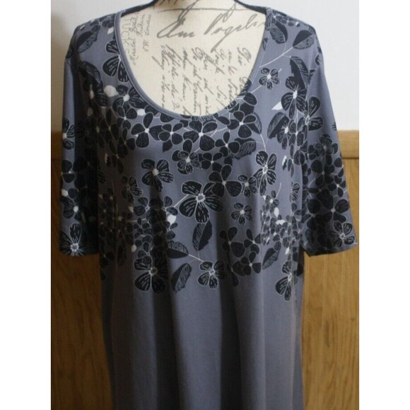 Azalea Women Gray & Black Flower Asymetrical Hem Casual Dress Plus2X SS Knit GUC - Picture 2 of 9
